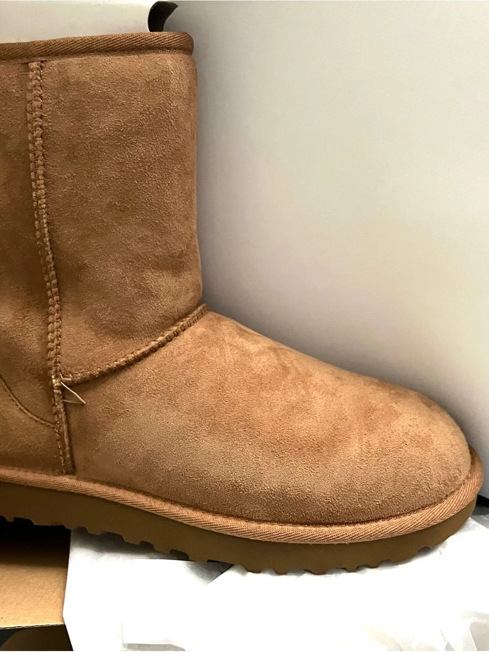 UGG Chestnut Classic Short Suede Boot